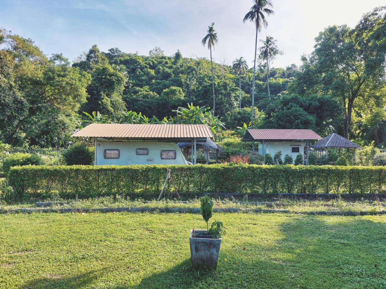 Samui Camping Farm Hotel Laem Sor Exterior photo